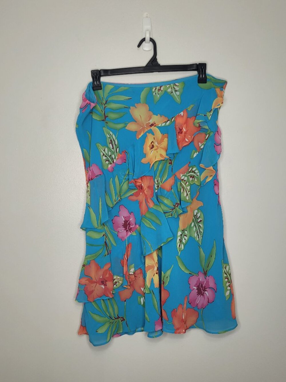 Chaps blue bright tropical floral print ruffle knee length skirt size large